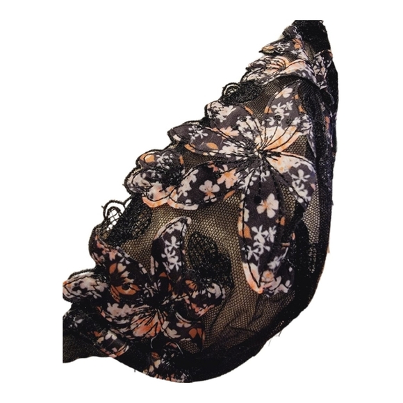 NWOT Victoria Secret Low Cut Demi Unlined Floral Bra 38D - Picture 2 of 3